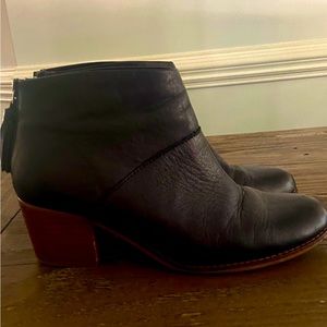 Toms Black leather block heel booties 8.5